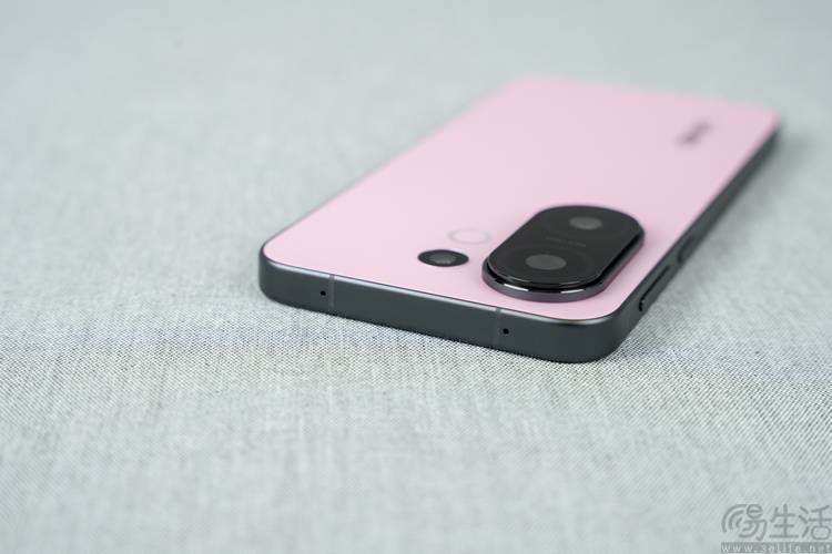 评测：多彩、好玩还特别能打vivo S30系列首发(图5)