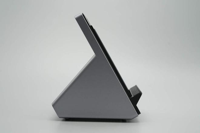 80W风冷无线充电座拆解内置风扇快充不发烫红魔(图7)